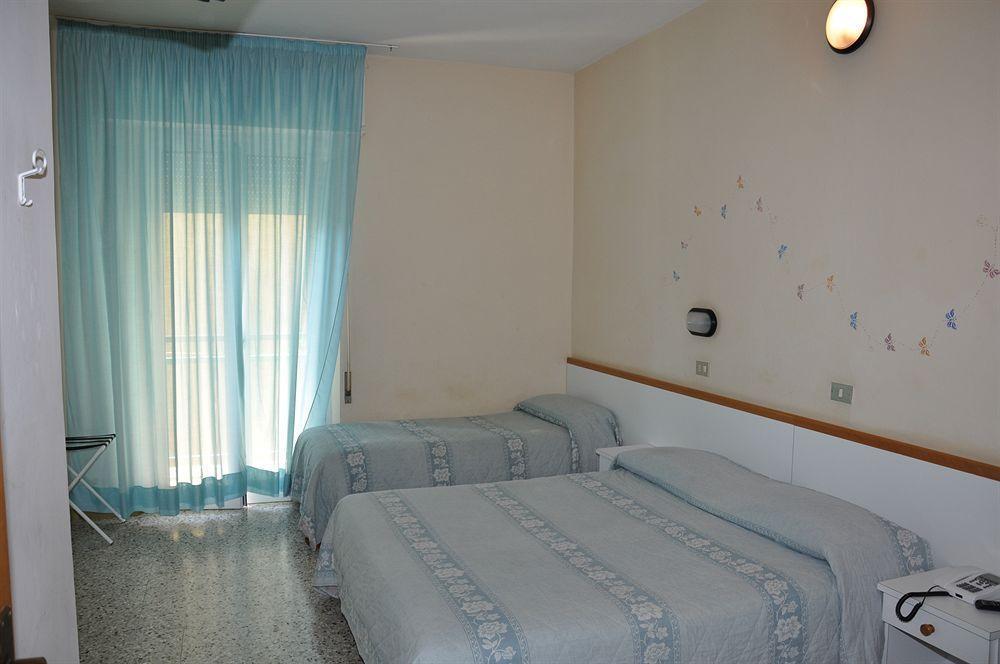 Hotel Mondial Rimini Luaran gambar